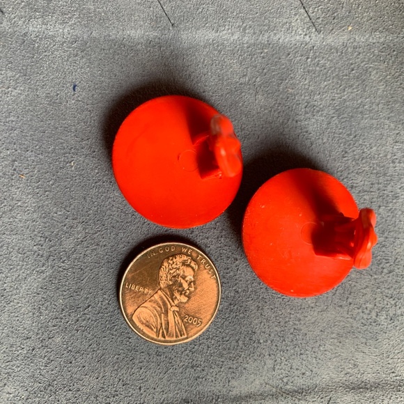 Rare 1960's Early Red Plastic Clip On Earrings - Picture 2 of 5